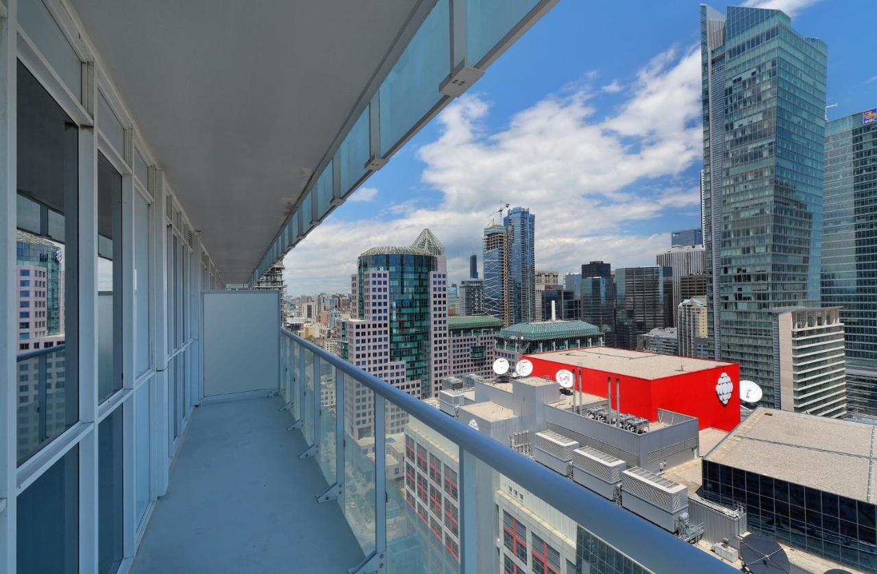 Delsuites - 300 Front Street - 30 Night Stays Toronto Exterior foto